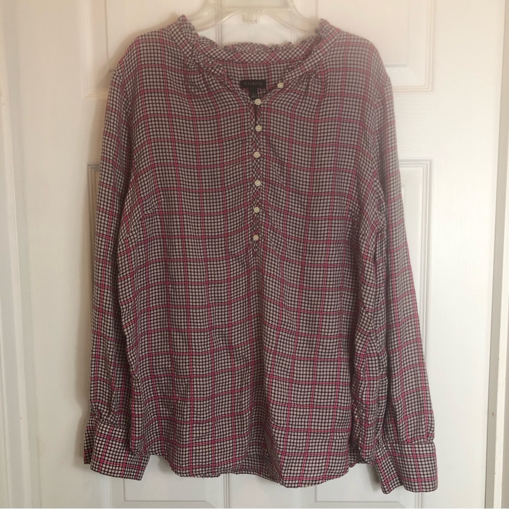 Talbots Long Sleeve 1/4 Button Front with Ruffle Collar. Size L